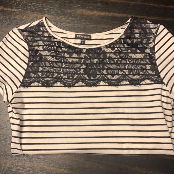 Express tee - Picture 3 of 3